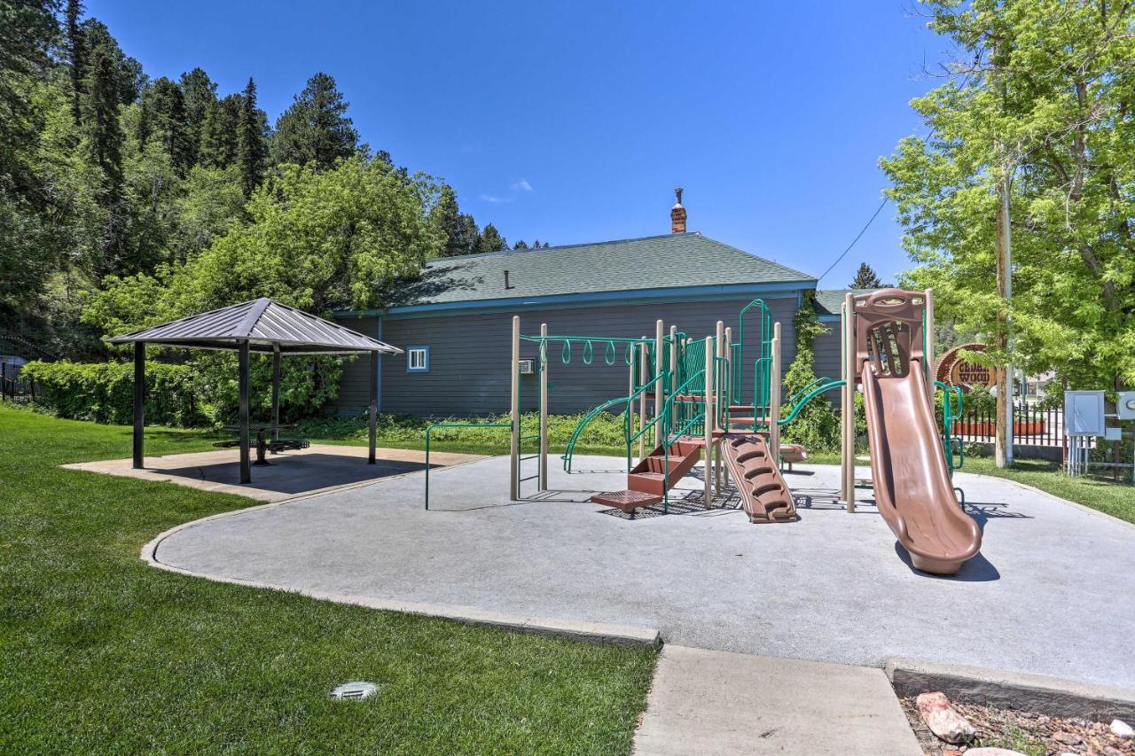 Sleek Deadwood Getaway Less Than 1 Mi To Downtown! المظهر الخارجي الصورة